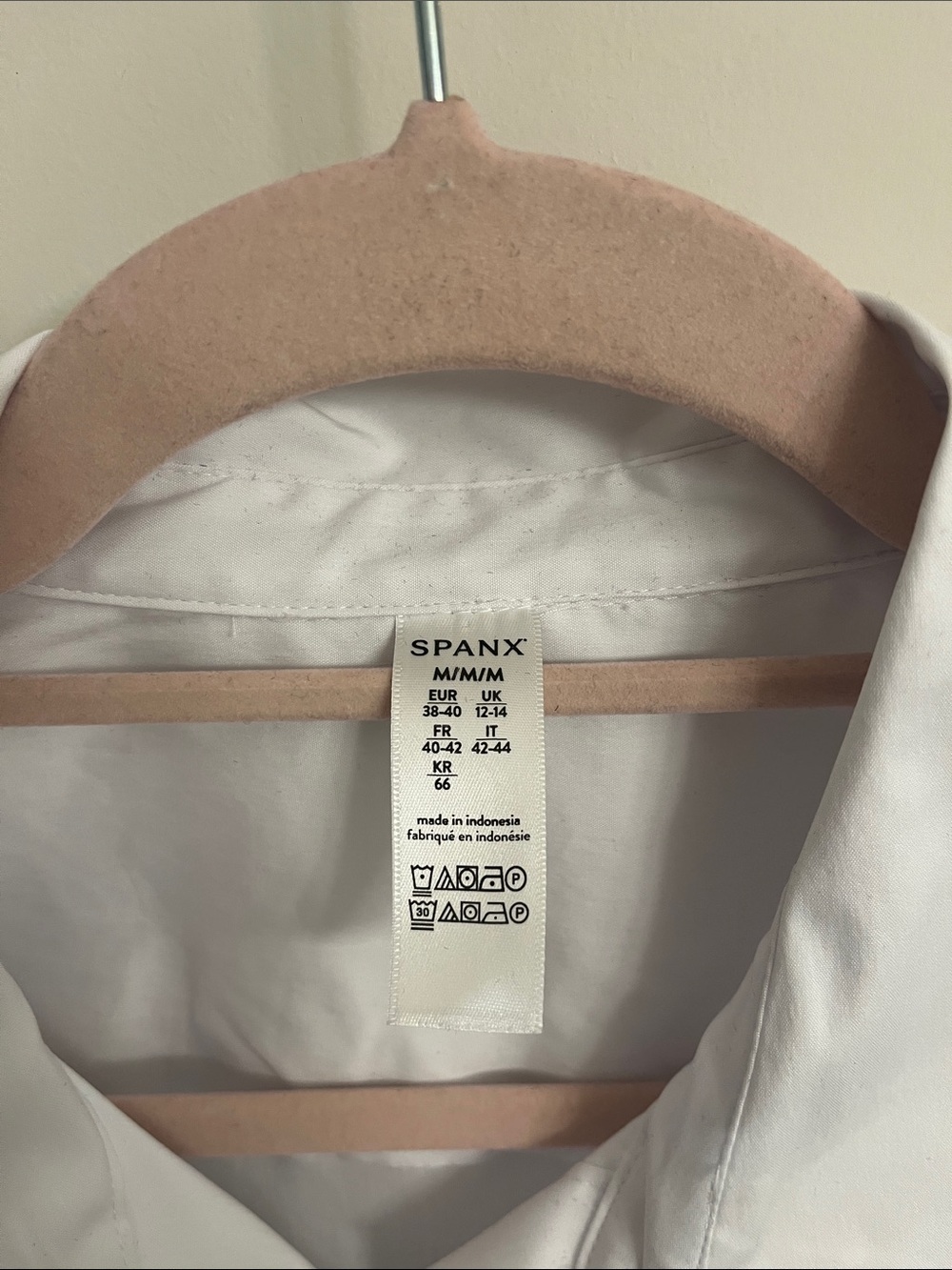SPANX White Women's Button-Front Dress Shirt - Picture 2 of 4